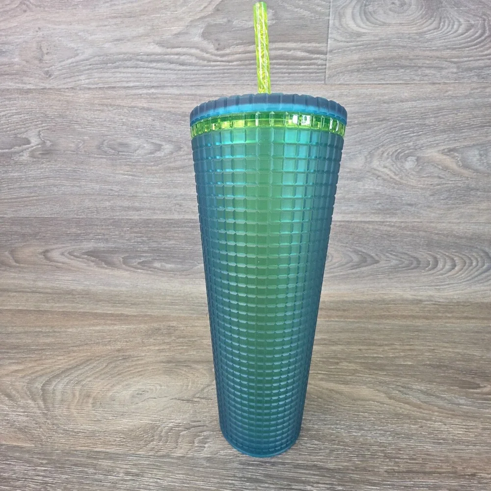 Starbucks Mountain Dew Green Venti Jelly Grid Tumbler W/Straw 24 oz 2022
